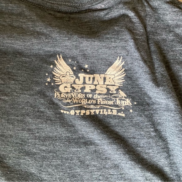 Junk Gypsy “Kiss My Grits” Graphic Tee - Picture 4 of 5